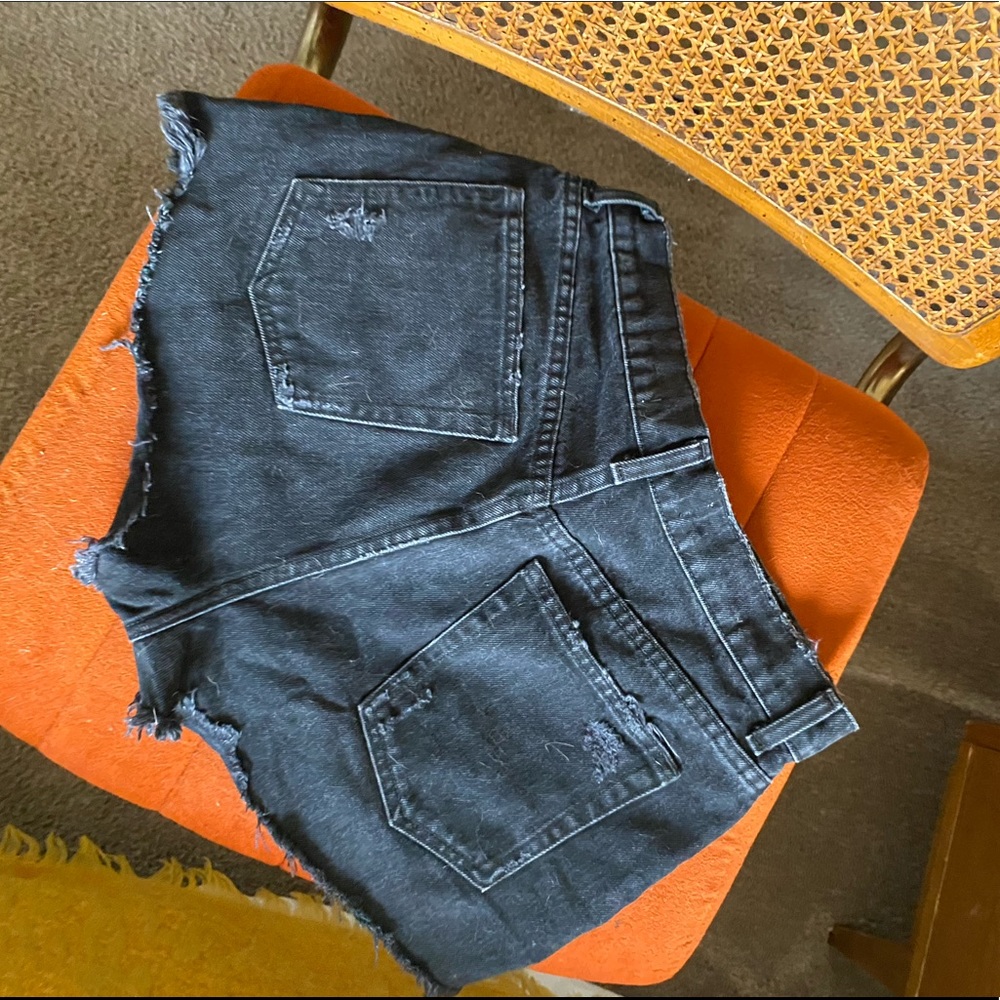 Reformation Dixie High Rise Shorts - Picture 5 of 8